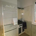 Le 5 Mn De Luchon - Jardin Garage Et Parking