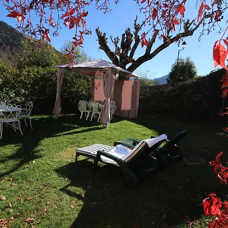 Le 5 Mn De Luchon - Jardin Garage Et Parking *