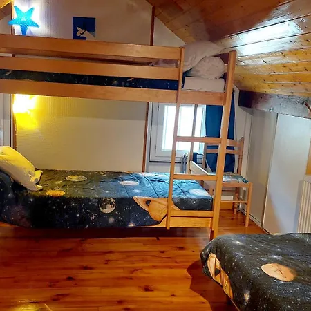 Le 5 Mn De Luchon - Jardin Garage Et Parking