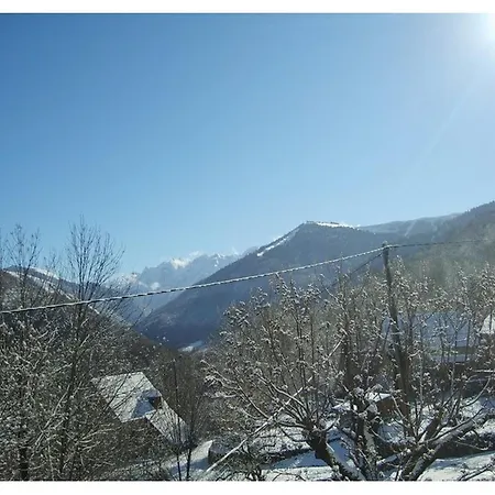 Le 5 Mn De Luchon - Jardin Garage Et Parking * Benque-Dessous-et-Dessus