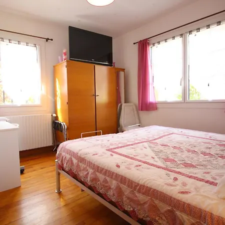 Le 5 Mn De Luchon - Jardin Garage Et Parking * Benque-Dessous-et-Dessus