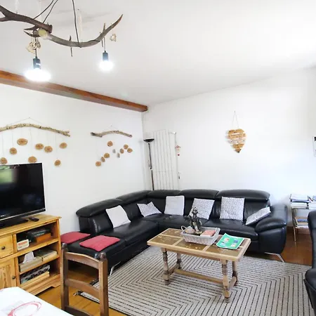 Prázdninový dům Le 5 Mn De Luchon - Jardin Garage Et Parking