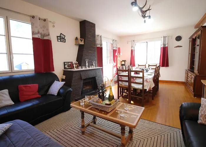 Le 5 Mn De Luchon - Jardin Garage Et Parking *